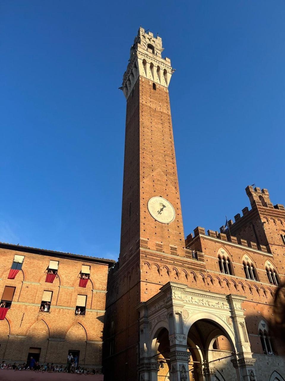 La Campanina-Nel Cuore Di Siena E Della Contrada エクステリア 写真