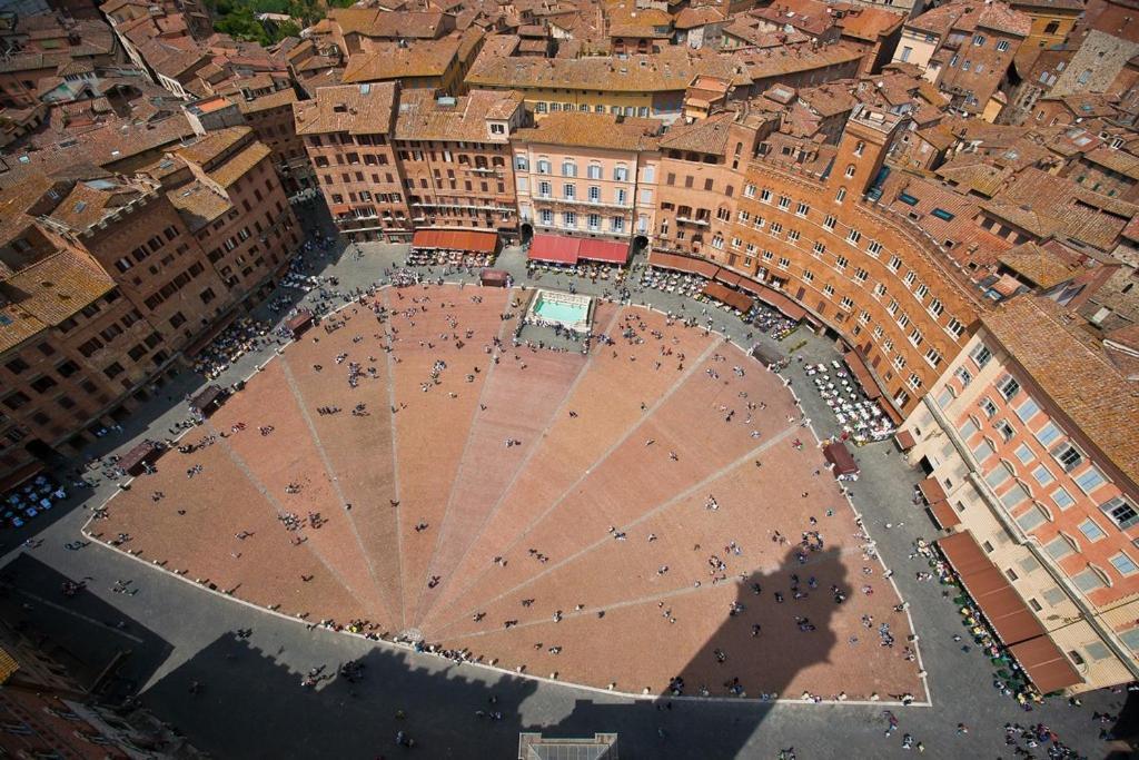 La Campanina-Nel Cuore Di Siena E Della Contrada エクステリア 写真